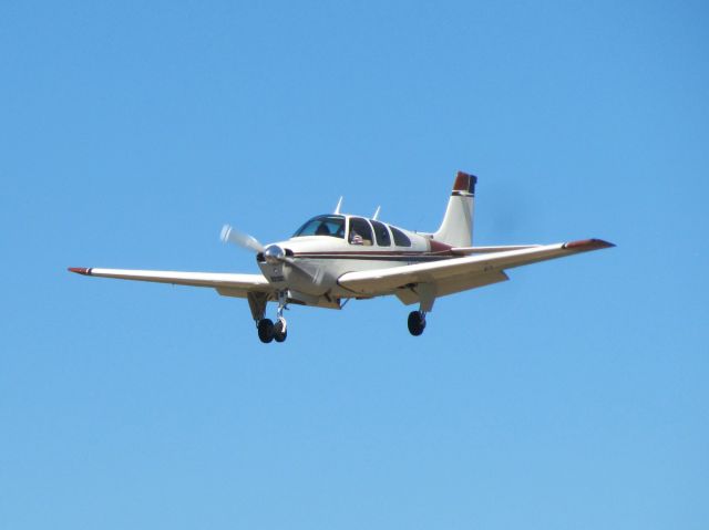 Beechcraft Bonanza (33) (N1577G) - Approaching to land at KAUN 25