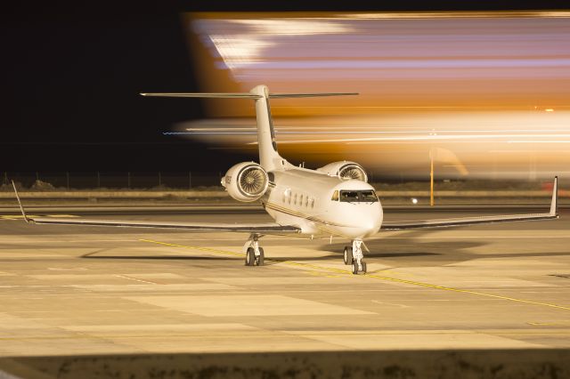 Gulfstream Aerospace Gulfstream IV (N305CF)