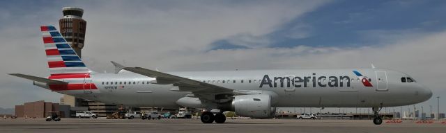 Airbus A321 (N199UW) - PHX india departure N1 T4 23APR19
