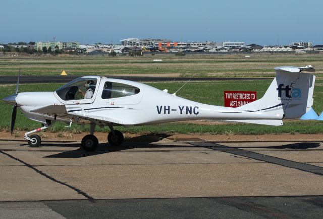 Diamond Star (VH-YNC)