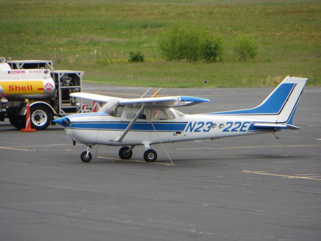 Cessna Skyhawk (N2322E)