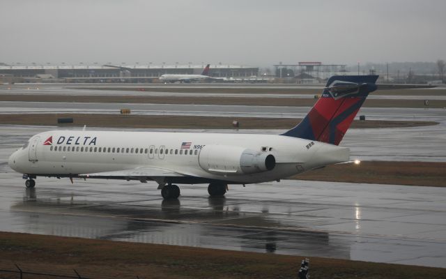Boeing 717-200 (N965AT)