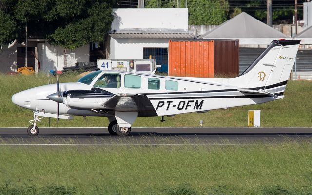 Beechcraft Baron (58) (PT-OFM)
