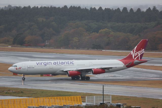 Airbus A340-300 (G-VSUN)