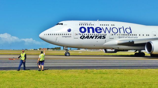 Boeing 747-200 (VH-OEF) - ONE WORLD