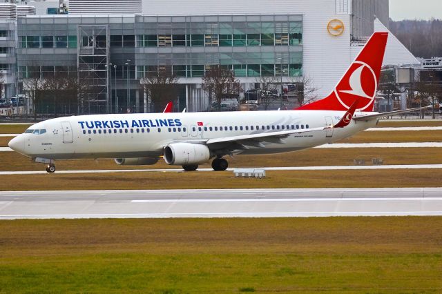 Boeing 737-700 (TC-JVG)
