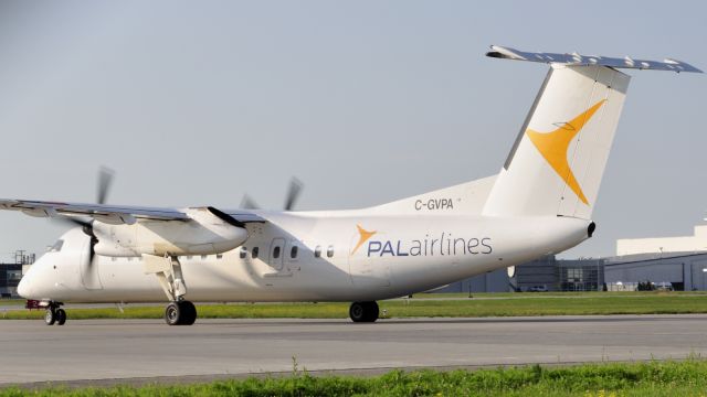 de Havilland Dash 8-300 (C-GVPA)