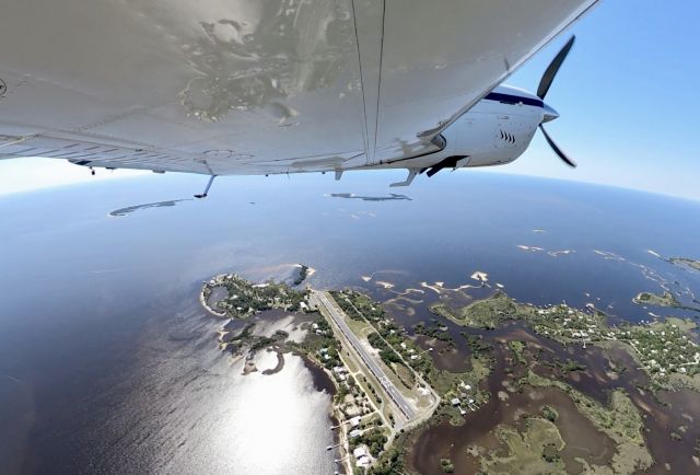 Beechcraft Bonanza (33) (N109AF) - Beautiful day at Cedar Key