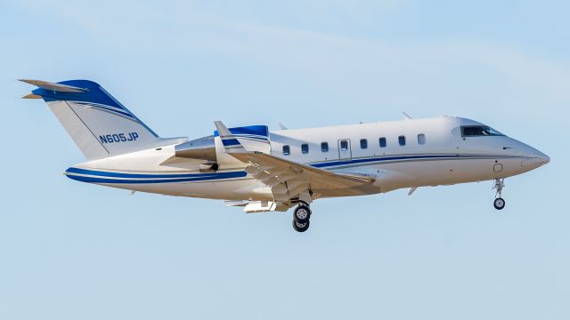 Canadair Challenger (N605JP)