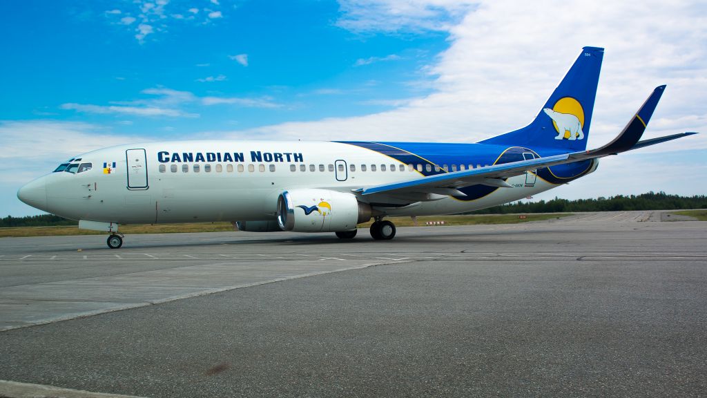 BOEING 737-300 (C-GICN)
