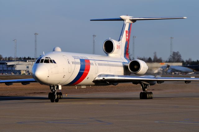 Tupolev Tu-154 (OM-BYR)