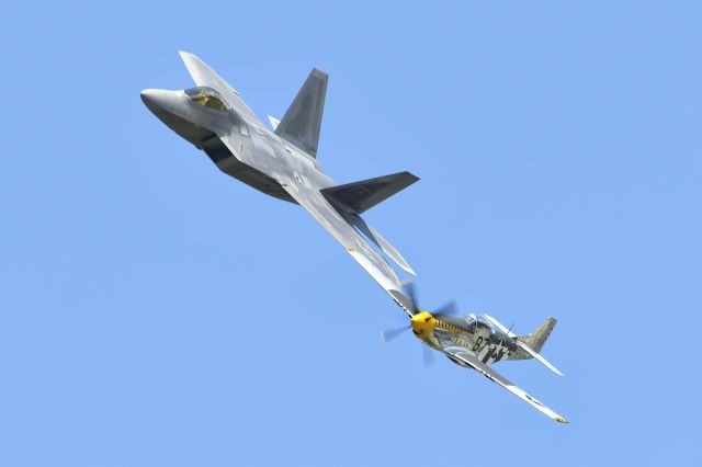 Lockheed F-22 Raptor (073) - USAF Heritage Flight at Dayton Air Show 2018.