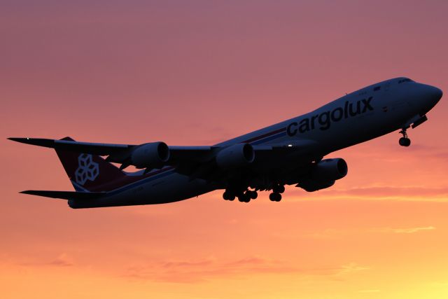 BOEING 747-8 (LX-VCA)