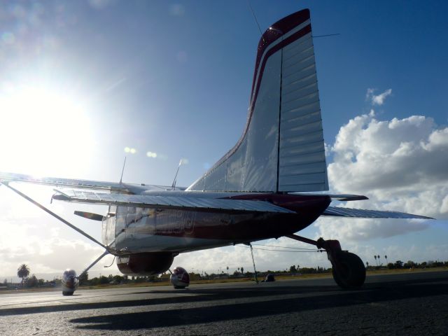 Cessna Skywagon (N180)