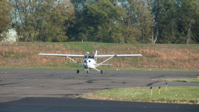 Cessna Skyhawk (N9529W)