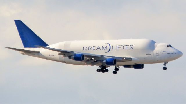 Boeing 747-400 (N7808A) - The Boeing "Dream Lifter"