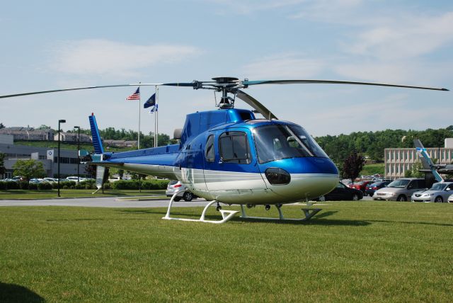 Eurocopter AS-350 AStar (N12J) - aerospatiale as50 parked at commerce bank offices in harrisburg, pa june 2,2009 1100