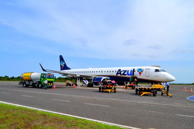 Embraer ERJ-190 (PR-AUO)