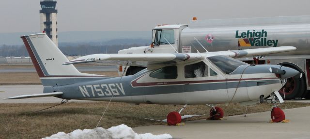 Cessna 177RG Cardinal RG (N7536V)