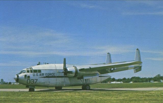 FAIRCHILD (1) Flying Boxcar (037) - scanned from postcardbr /c-119J