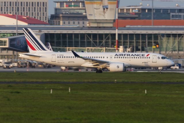 Airbus A320 (F-HPNA)