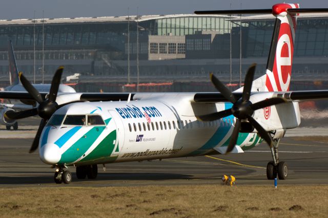 de Havilland Dash 8-400 (SP-EQE)