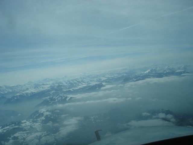 N6GD — - flying over the Swiss Alps