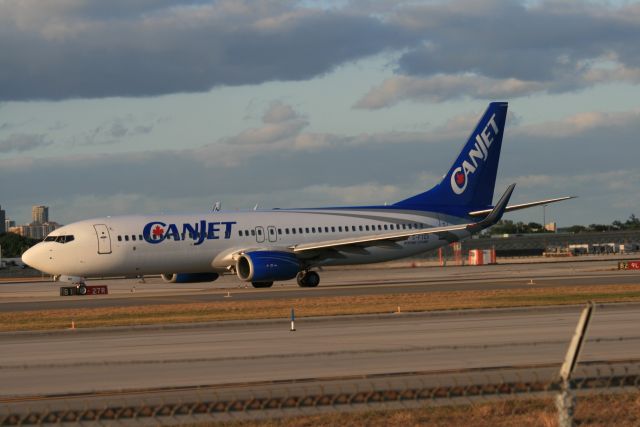 Airbus A310 (C-FTCX)