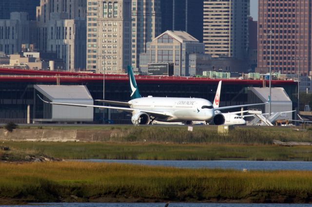 Airbus A350-1000 (B-LXE)