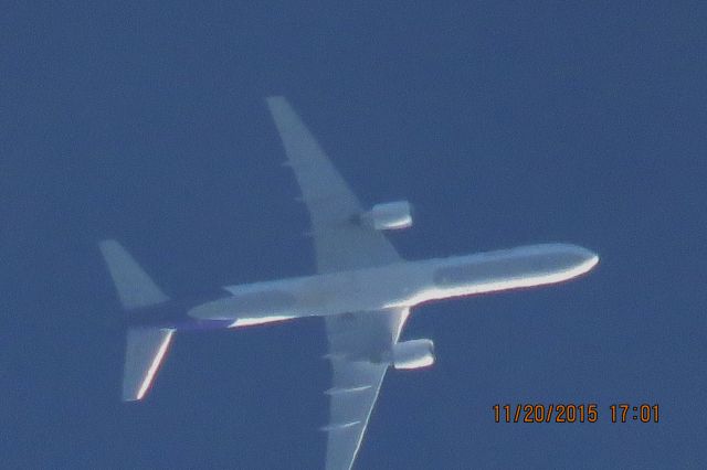 Boeing 757-200 (N949FD)