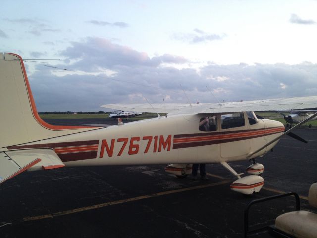 Cessna 175 Skylark (N7671M)