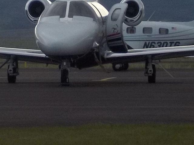 Cessna Citation CJ1 (N252RV) - Very close to takeoff.