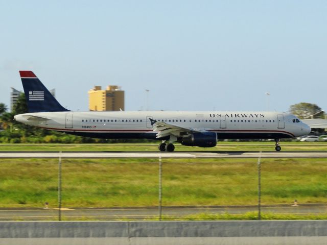 Airbus A321 (N184US)