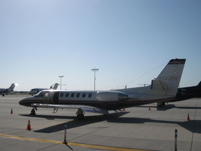 Cessna Citation V (N560HG) - Parked on the ramp.