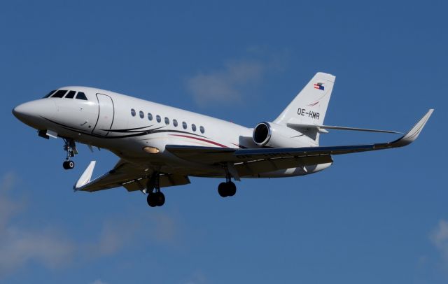 Dassault Falcon 2000 (OE-HMR)