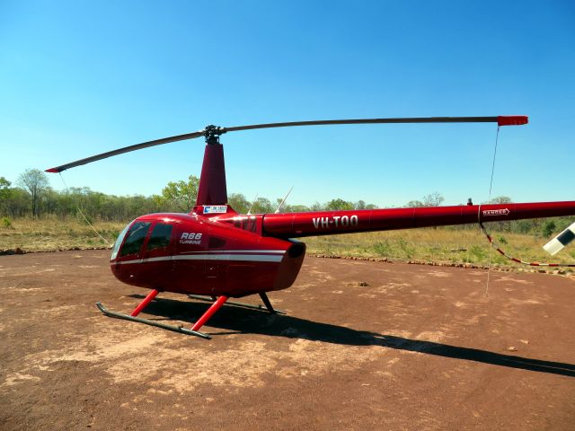 VH-TOO — - Home Valley Station, East Kimberley, Western Australia