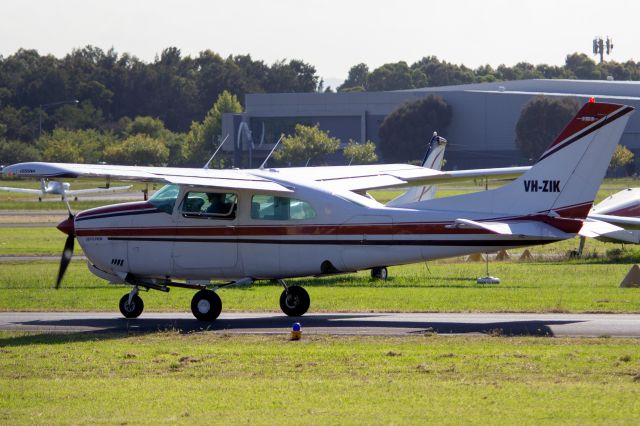 Cessna Centurion (VH-ZIK)