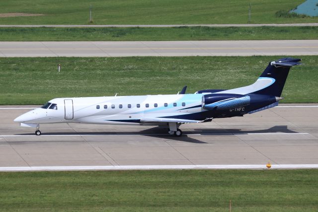 Embraer Legacy 600/650 (G-THFC)