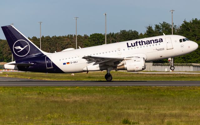 Airbus A319 (D-AILI)