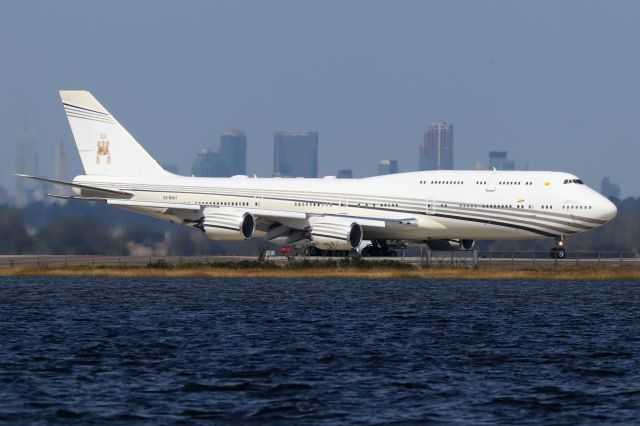BOEING 747-8 (V8-BKH) - 'Victor 8 Bravo Kilo Hotel' repositioning to New York Stewart International Airport after dropping off Sultan Hassanal Bolkiah Mu'izzaddin Waddaulah of Brunei and the Brunei delegation at JFK for the UN General Assembly 