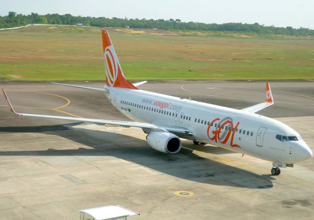 Boeing 737-700 (PR-GUD)