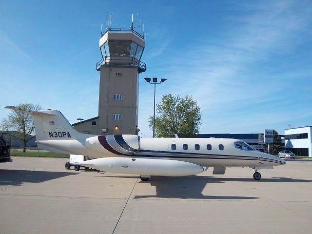 Learjet 35 (N30PA)