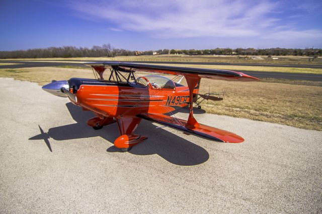 PITTS Special (S-2) (N49LH) - Aviat Pitts S2B