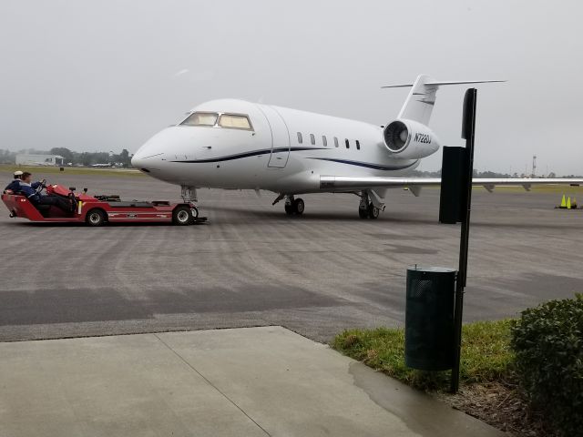 Canadair Challenger (N722DJ)