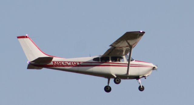 Cessna Skylane (N8539T)