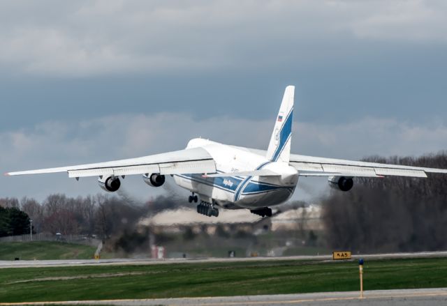 Antonov An-124 Ruslan —