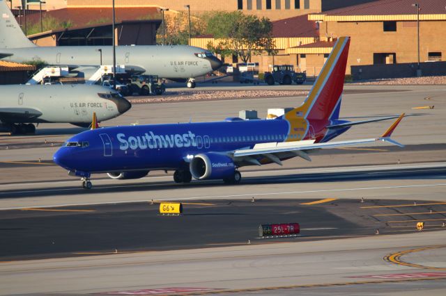 Boeing 737 MAX 8 (N8719Q)