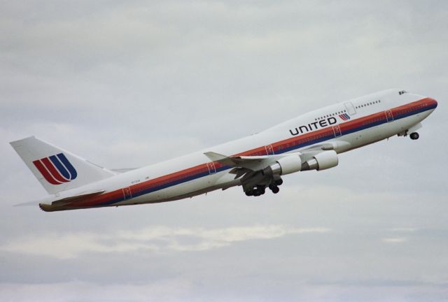 Boeing 747-400 (N172UA) - Melbourne, Tullamarine, December 28, 1989. Departing runway 34.