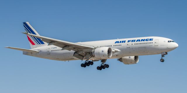Boeing 777-200 (F-GSPQ)