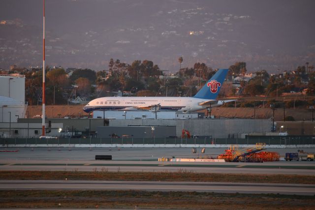 Airbus A380-800 (B-6139)